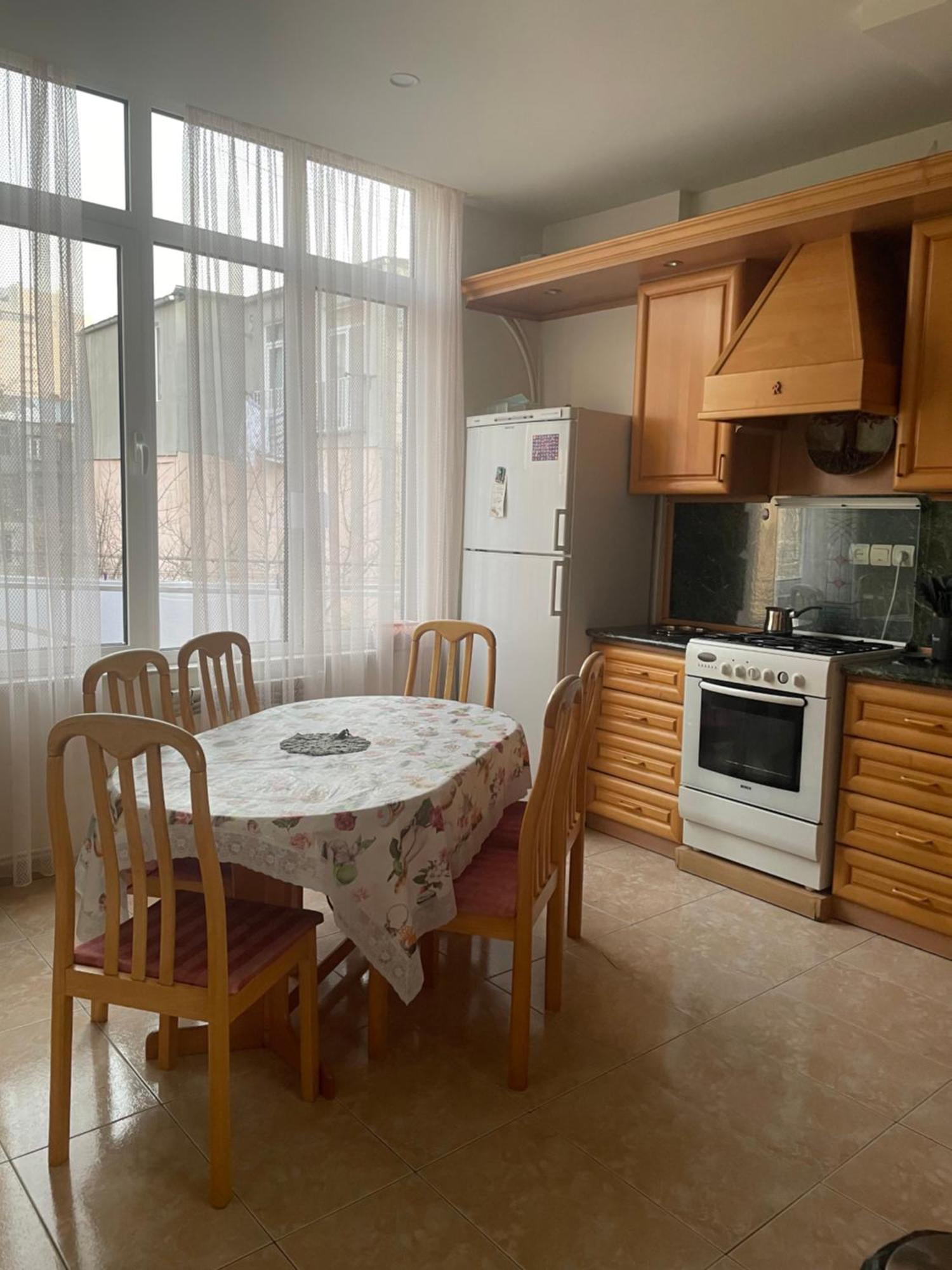Bright And Modern 4Br Apartment - Center Of Yerevan Exterior photo